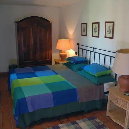 Villa Iris